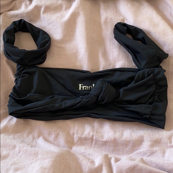 Frankies bikinis “Monica” top in black(PL) - Picture 2 of 3